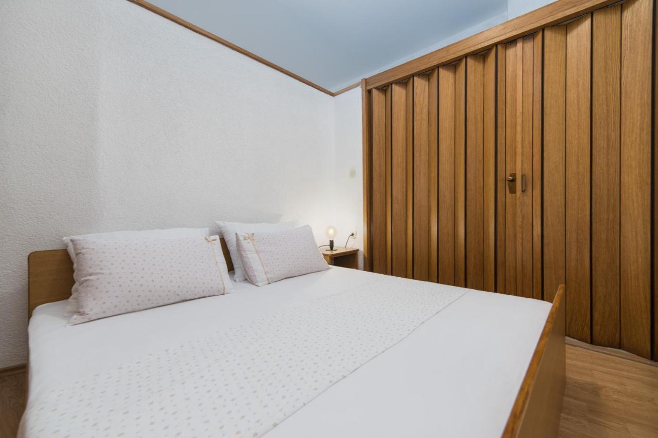 Apartmani Aida Živogošće 外观 照片