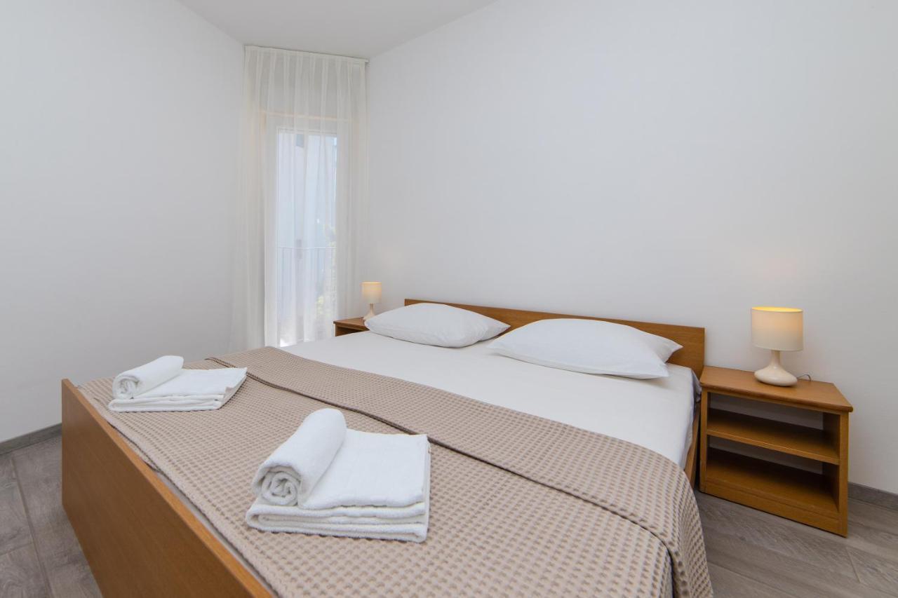 Apartmani Aida Živogošće 外观 照片